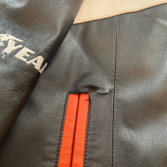 Tony Stewart #20 Home Depot Leather Jacket - Picture 5 of 5